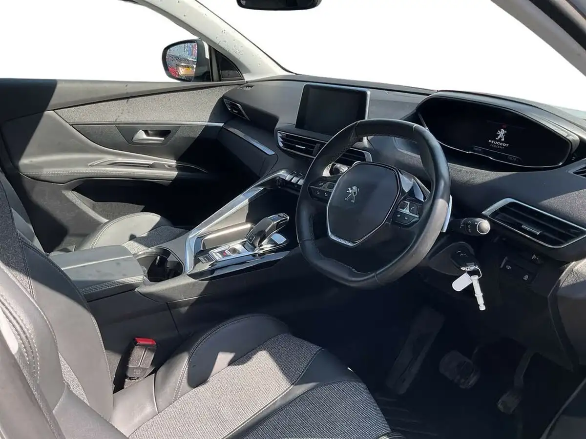 2020-peugeot-3008-suv-12-puretech-allure-eat8-big-4