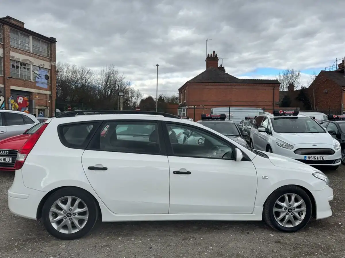 2012-hyundai-i30-16td-classic-16crdi-90ps-isg-big-5