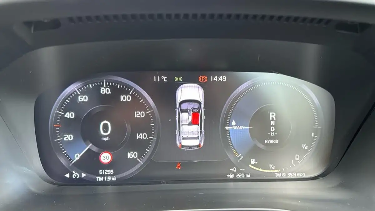 2022-volvo-xc40-15-t5-r-design-pro-big-10