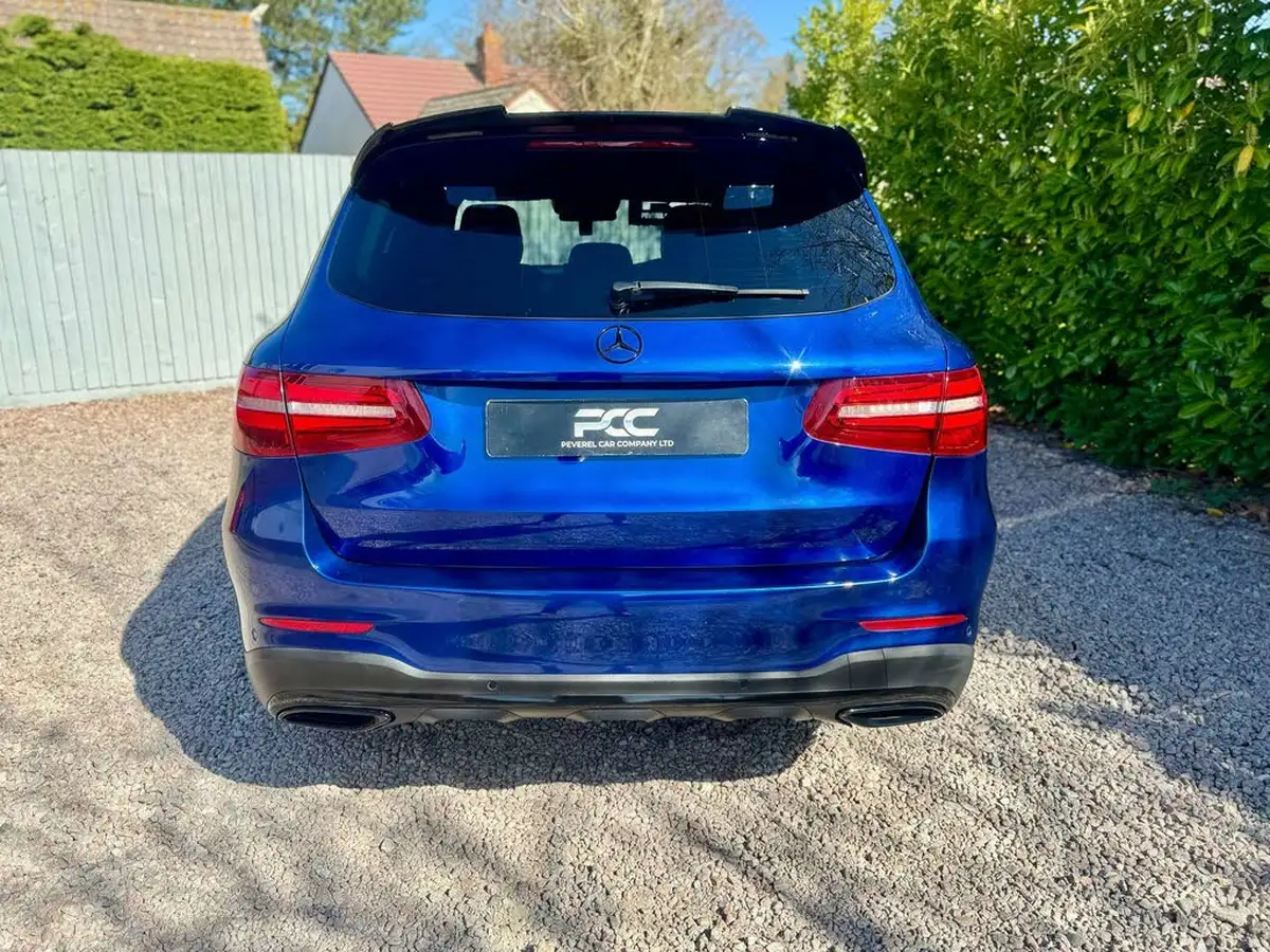 2017-mercedes-benz-glc-class-21d-glc220d-amg-line-ss-station-wagon-5d-big-8