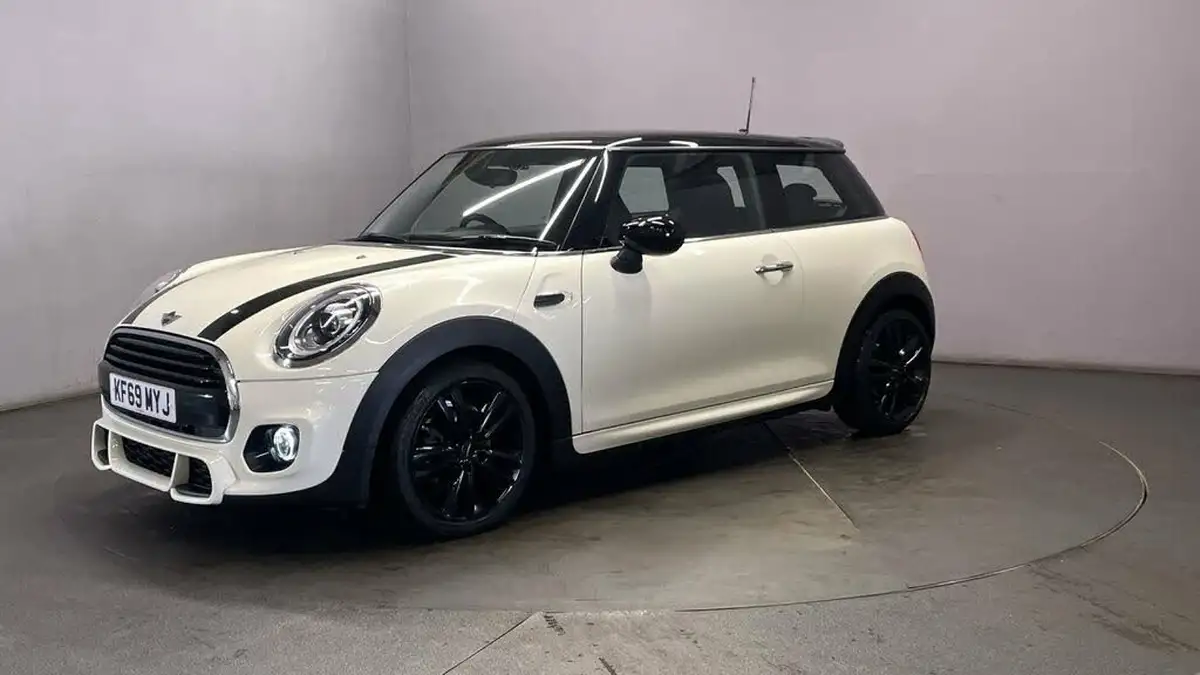 2019-mini-cooper-15-cooper-sport-hatchback-3d-auto-big-3
