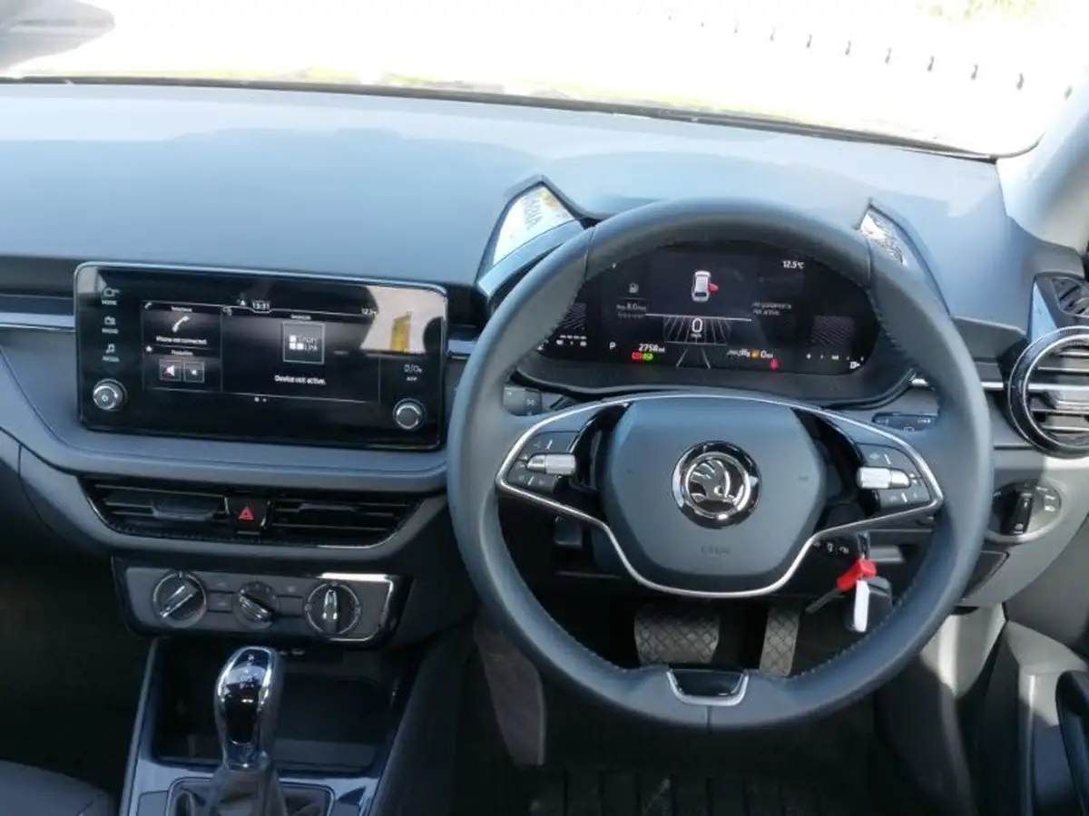 2024-skoda-fabia-10-tsi-se-comfort-116ps-dsg-big-6