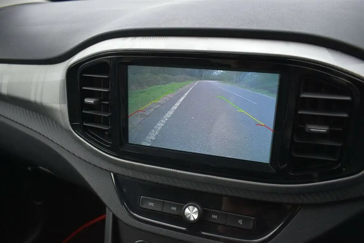 2024-mg-mg3-15-vti-tech-exclusive-nav-big-30