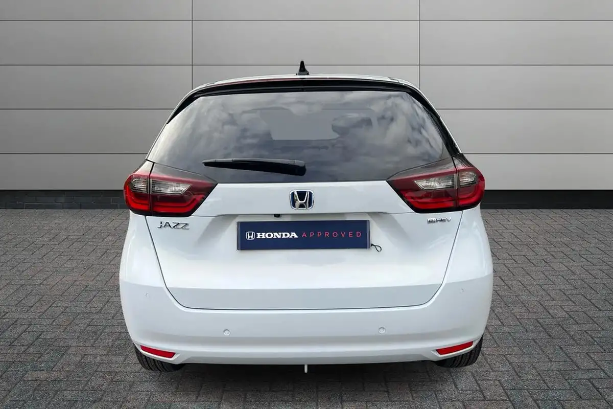 2020-honda-jazz-15-i-mmd-ex-big-6