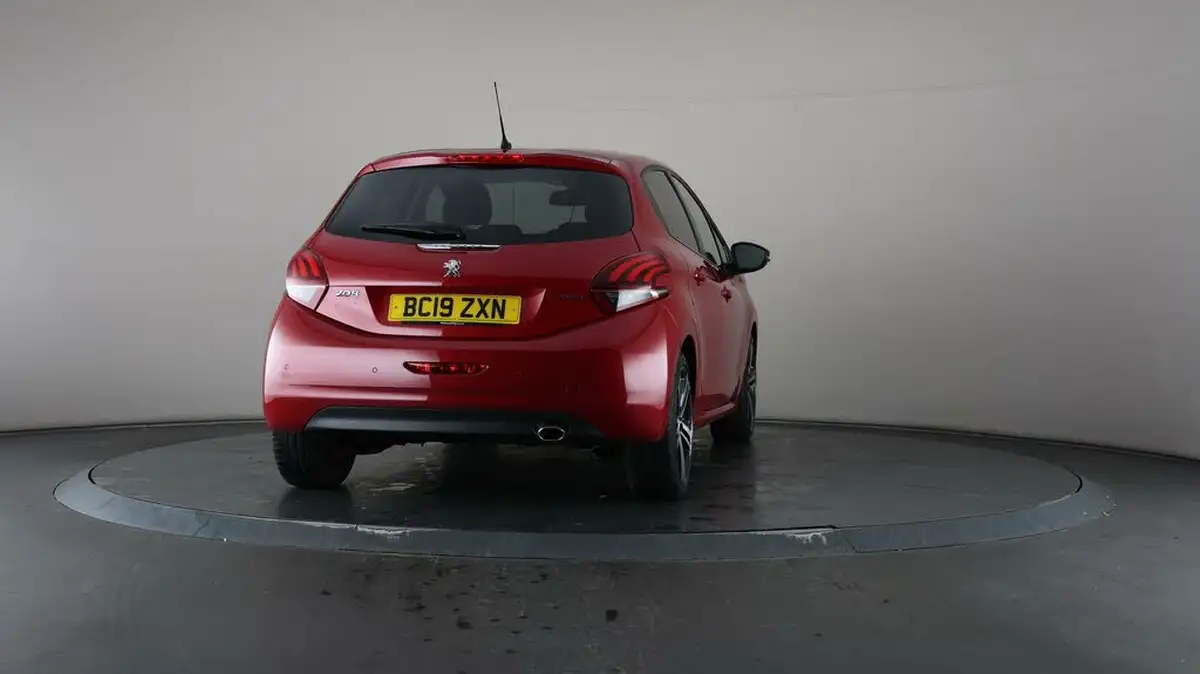 2019-peugeot-208-12-puretech-gt-line-110bhp-big-63