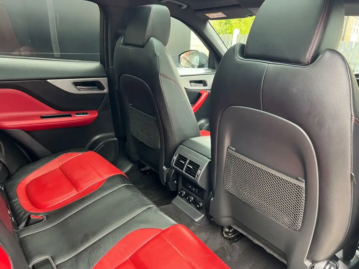 2016-jaguar-f-pace-20-i4d-r-sport-awd-auto-big-32