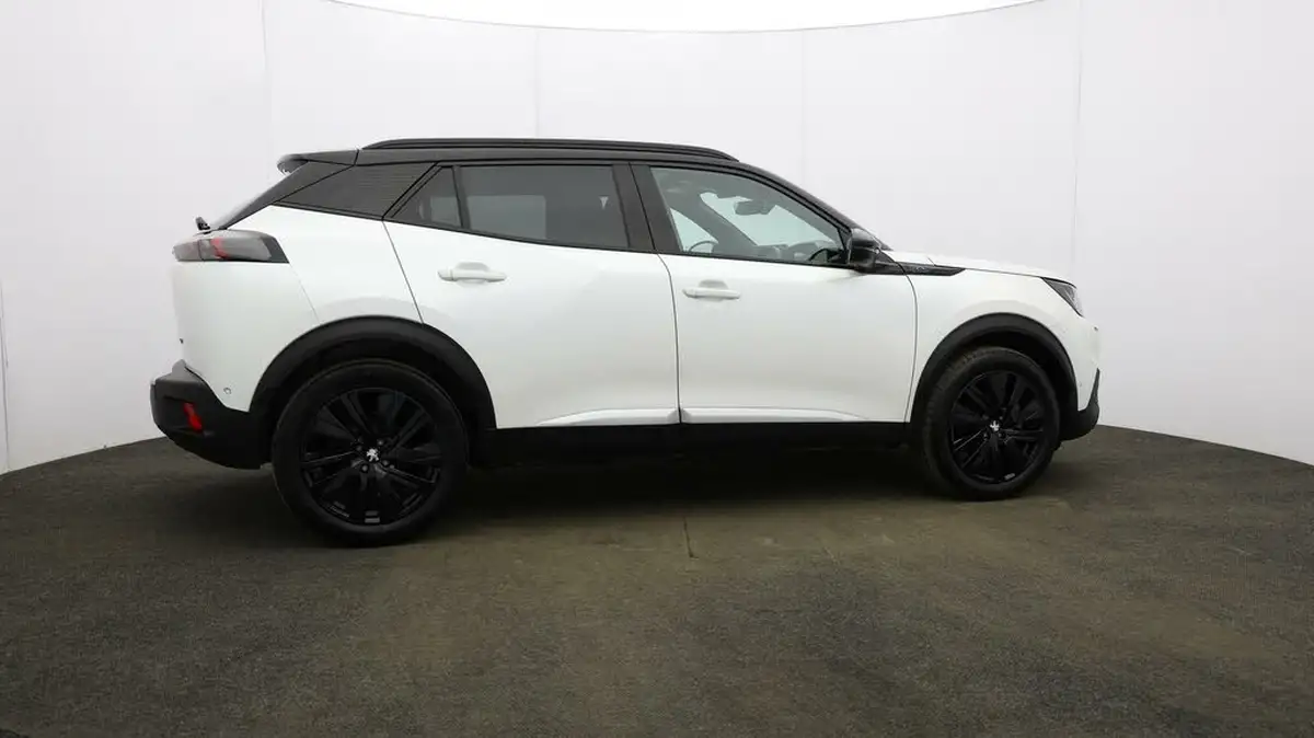 2022-peugeot-2008-suv-e-gt-premium-big-48