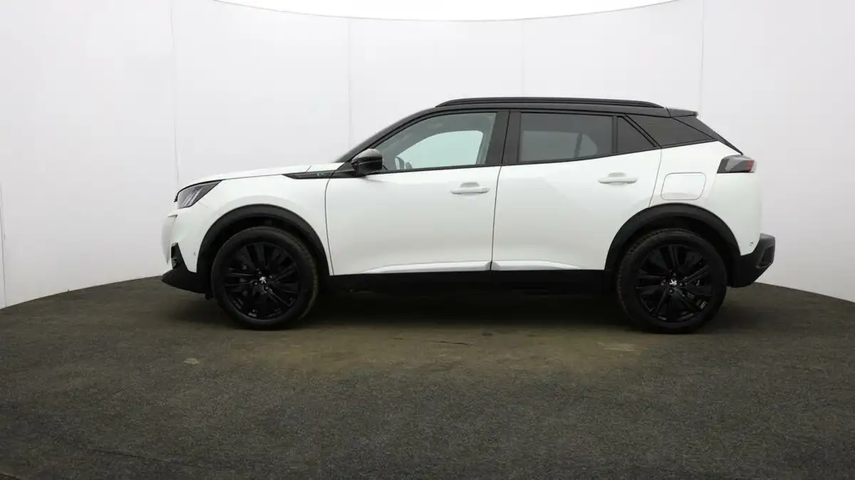 2022-peugeot-2008-suv-e-gt-premium-big-3