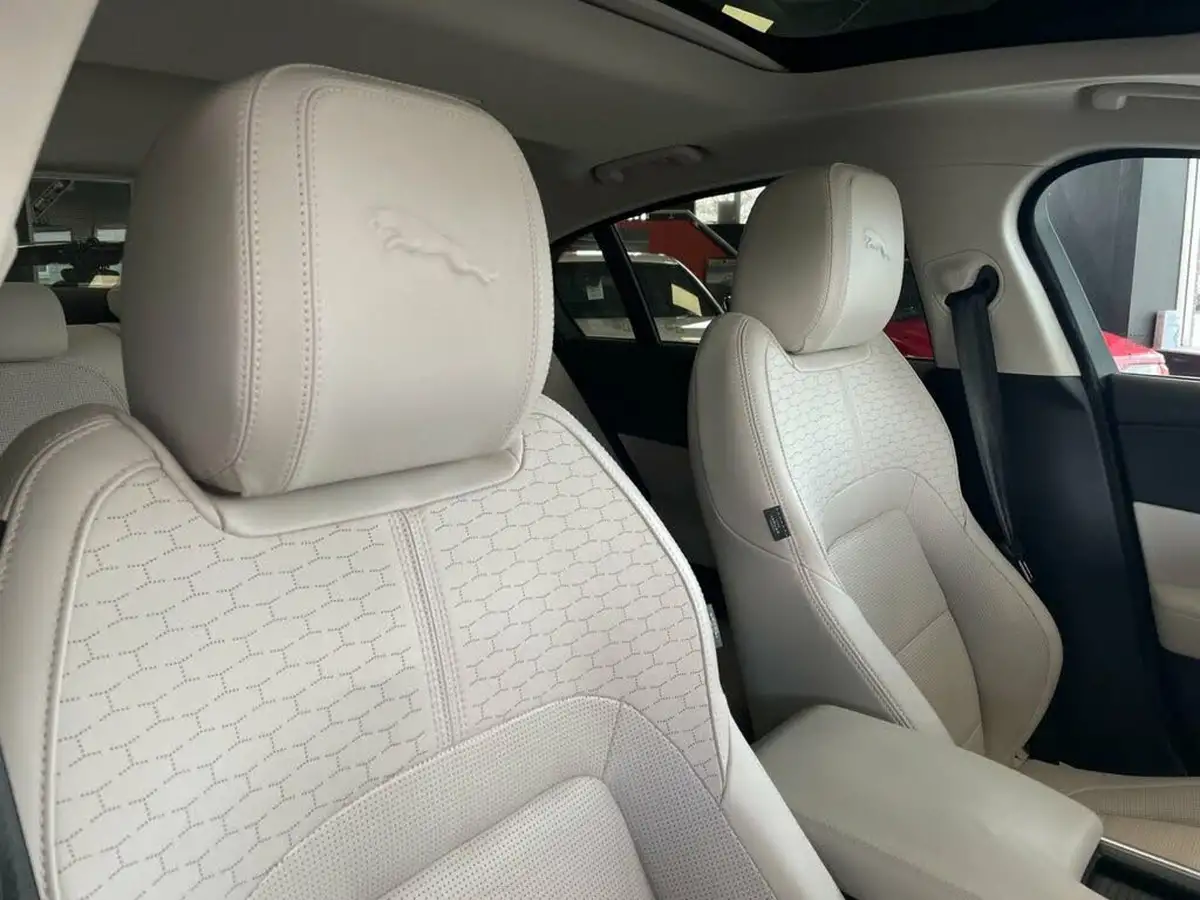 2021-jaguar-xe-20-d200-r-dynamic-hse-big-28