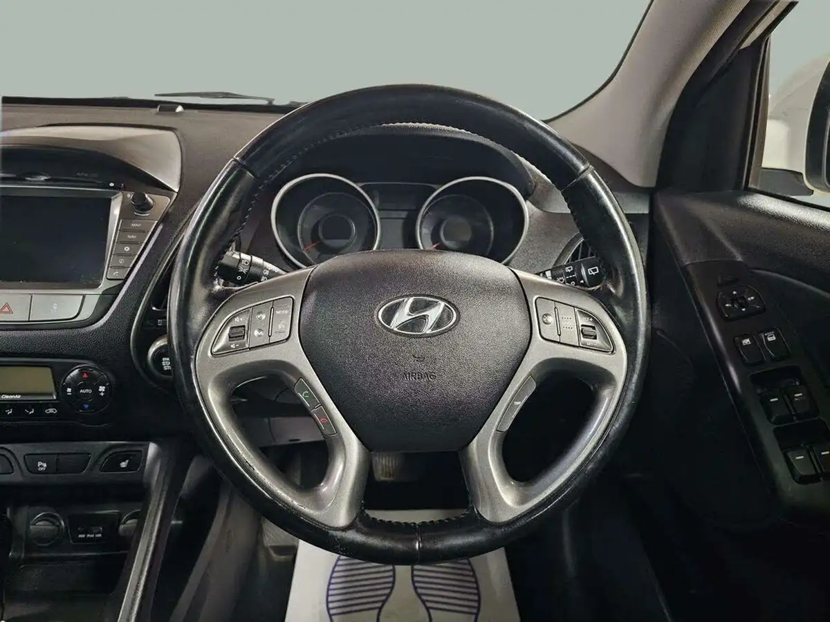 2015-hyundai-ix35-20td-premium-panorama-auto-big-29