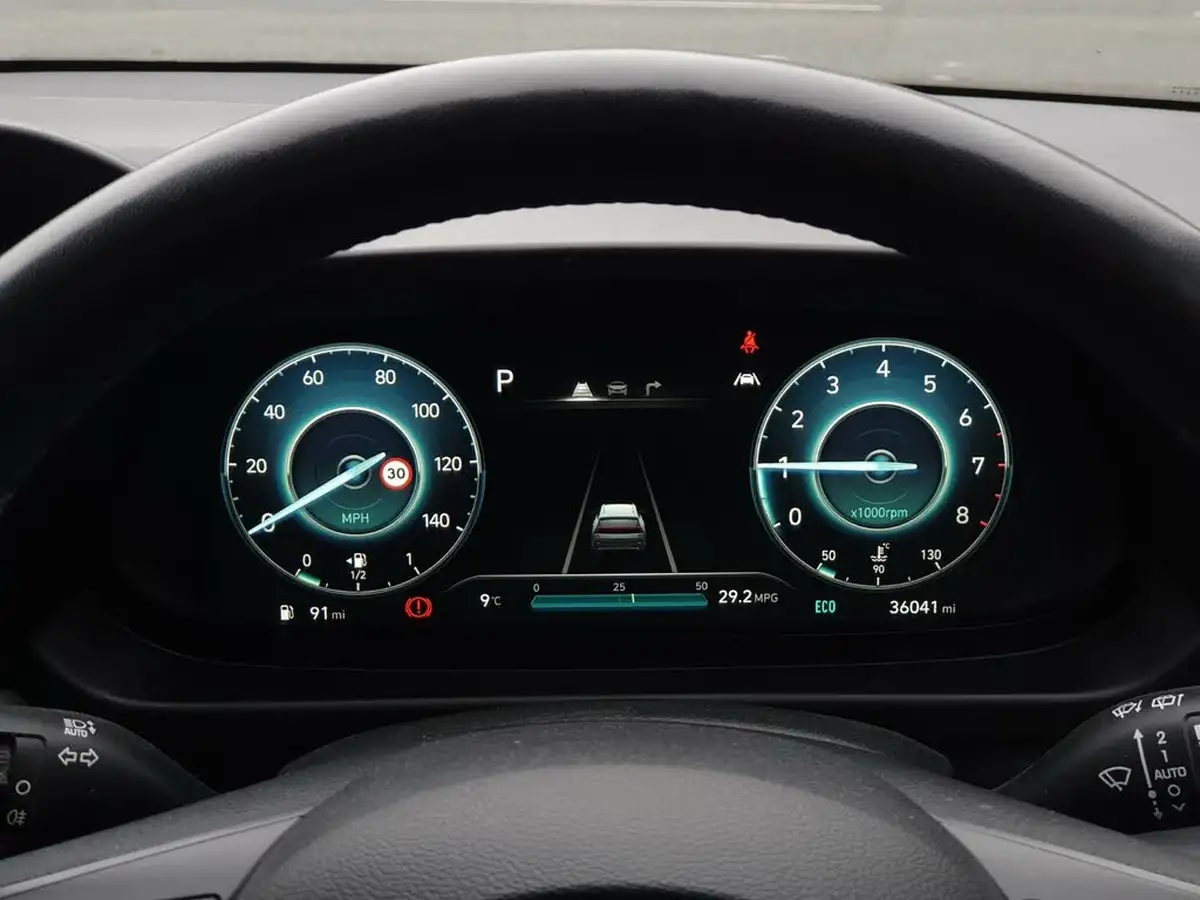 2023-hyundai-bayon-10-t-gdi-premium-100ps-dct-big-28