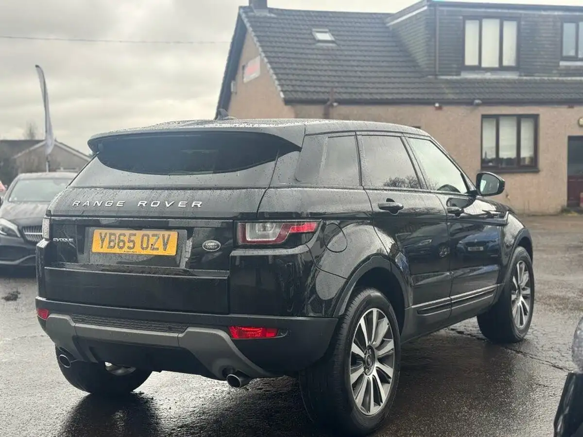 2015-land-rover-range-rover-evoque-20td4-se-tech-ss-hatchback-5d-auto-big-6