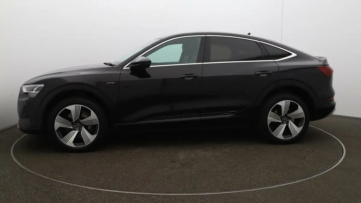 2021-audi-e-tron-55e-s-line-sportback-big-58