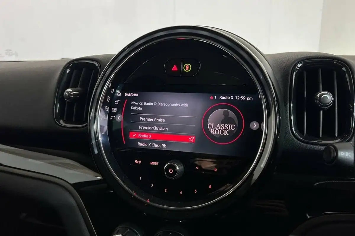 2021-mini-countryman-15-cooper-s-e-phev-classic-comfort-big-14