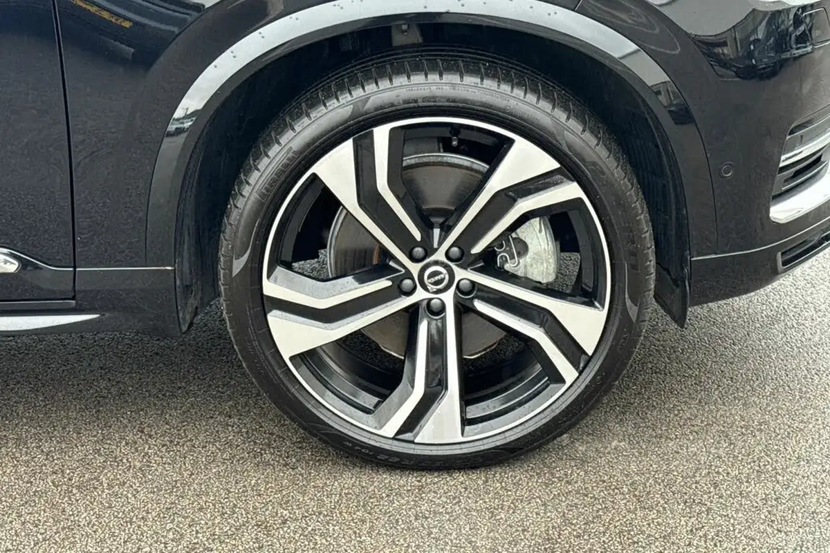 2023-volvo-xc90-20-t8-ultimate-dark-big-4