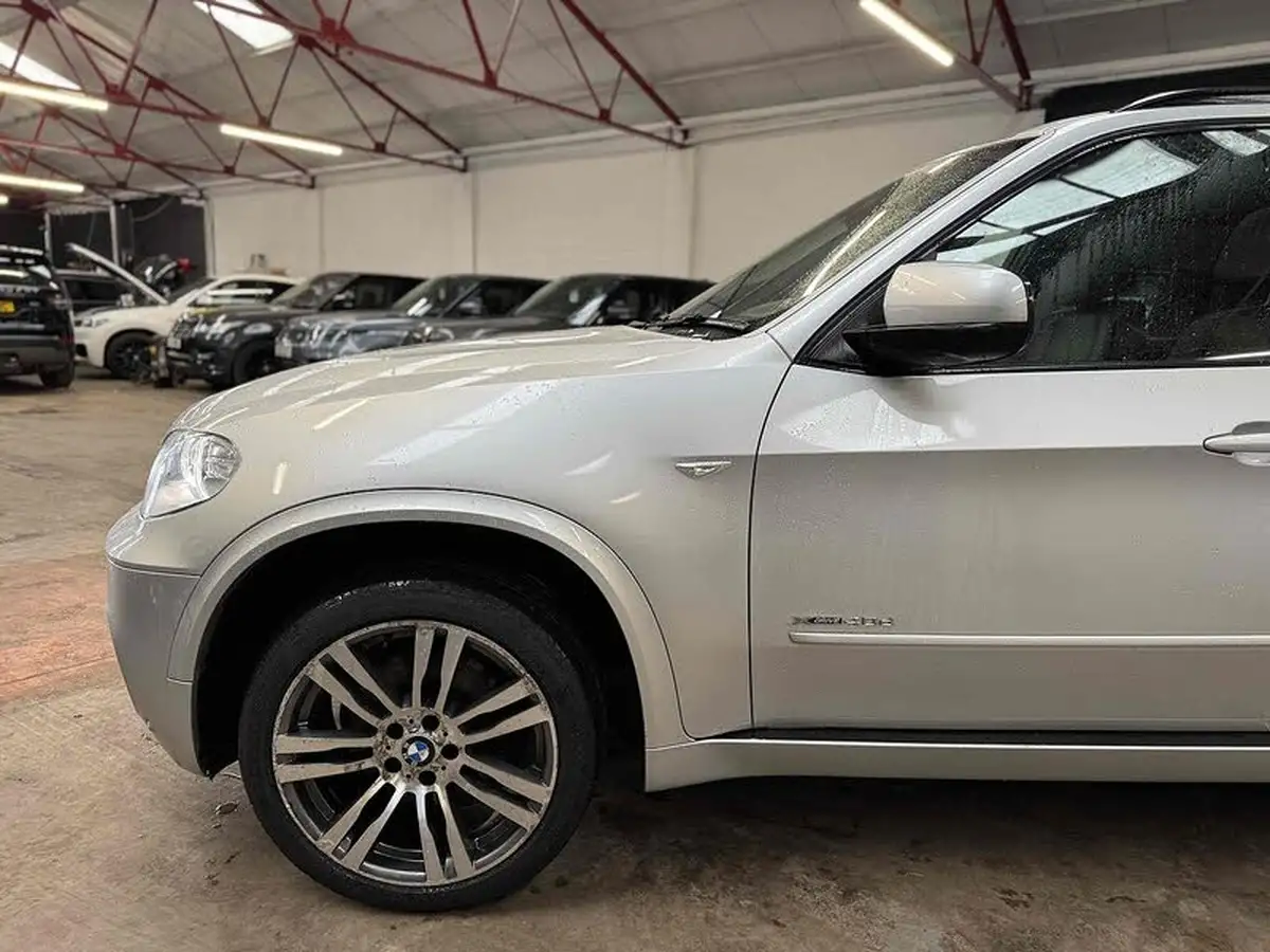 2012-bmw-x5-44-xdrive50i-m-sport-auto-big-23