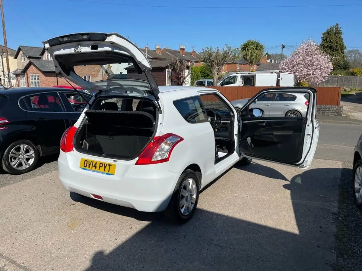 2014-suzuki-swift-12-sz2-93bhp-3d-big-3