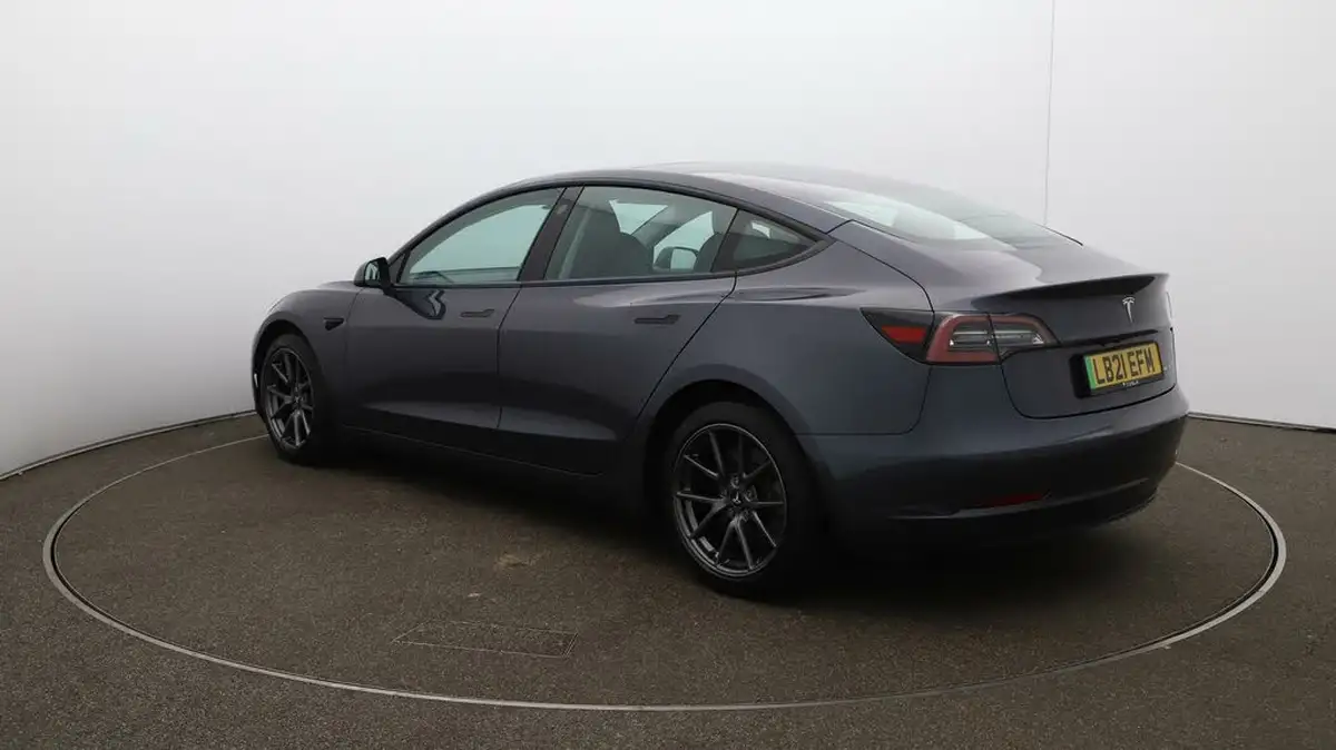 2021-tesla-model-3-e-long-range-4x4-big-54