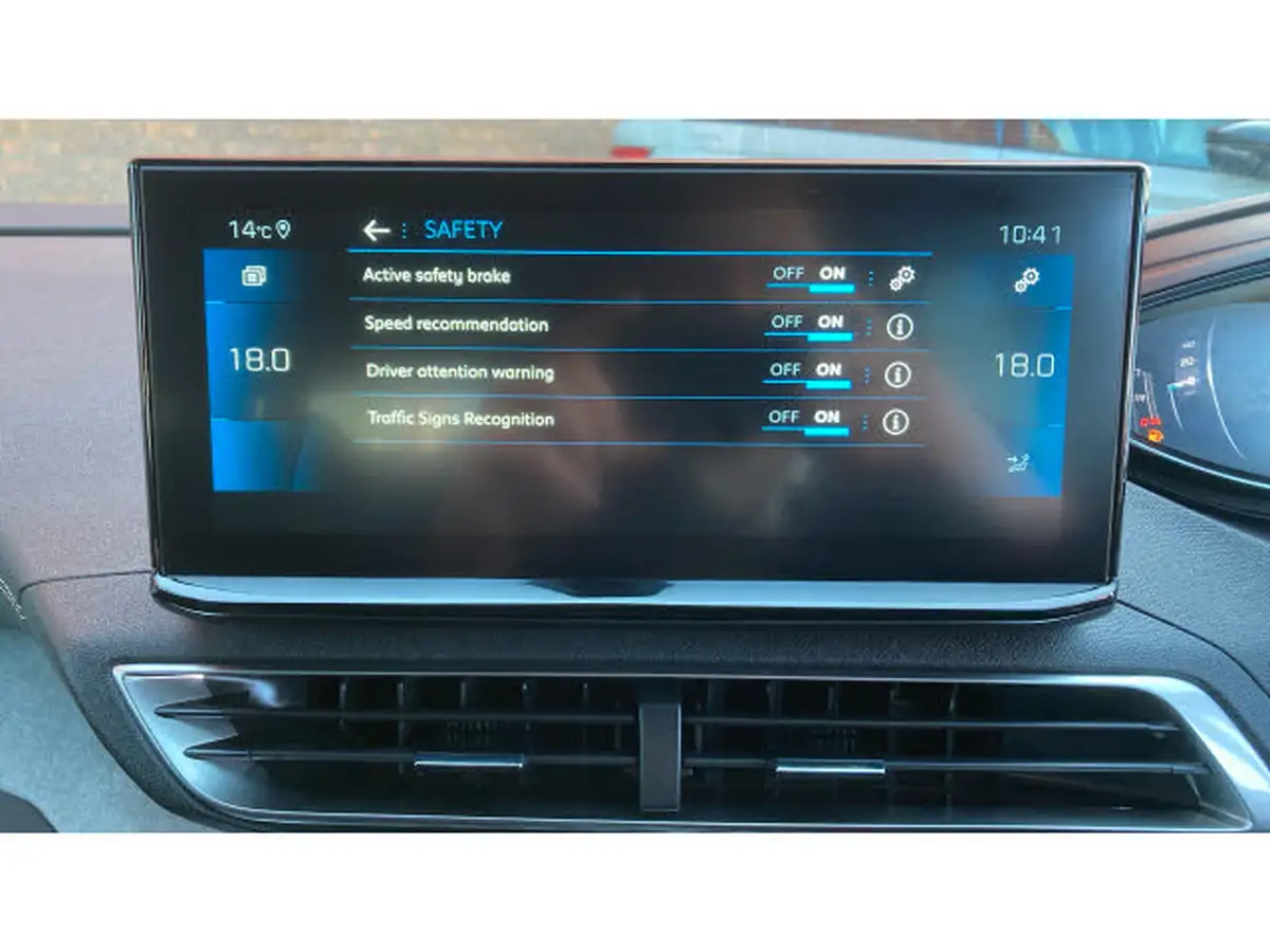 2022-peugeot-3008-suv-15-bluehdi-gt-eat8-big-50
