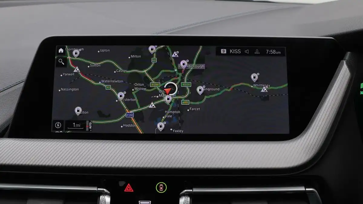 2022-bmw-1-series-15-118i-m-sport-lcp-dct-big-11