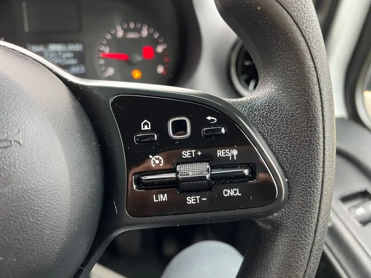 2021-mercedes-benz-sprinter-21cdi-314-l1h1-progressive-big-48