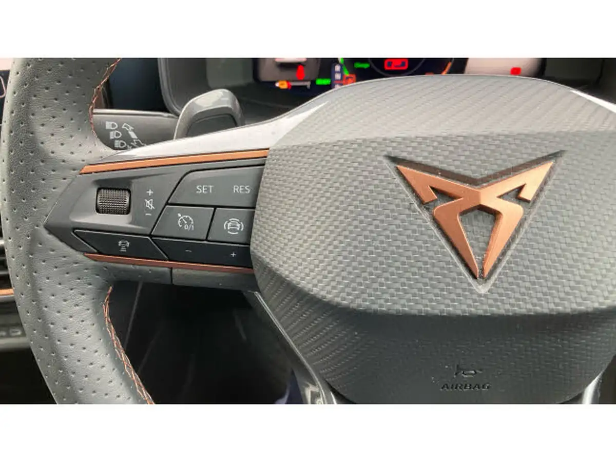 2024-cupra-formentor-14-e-hybrid-v2-big-22