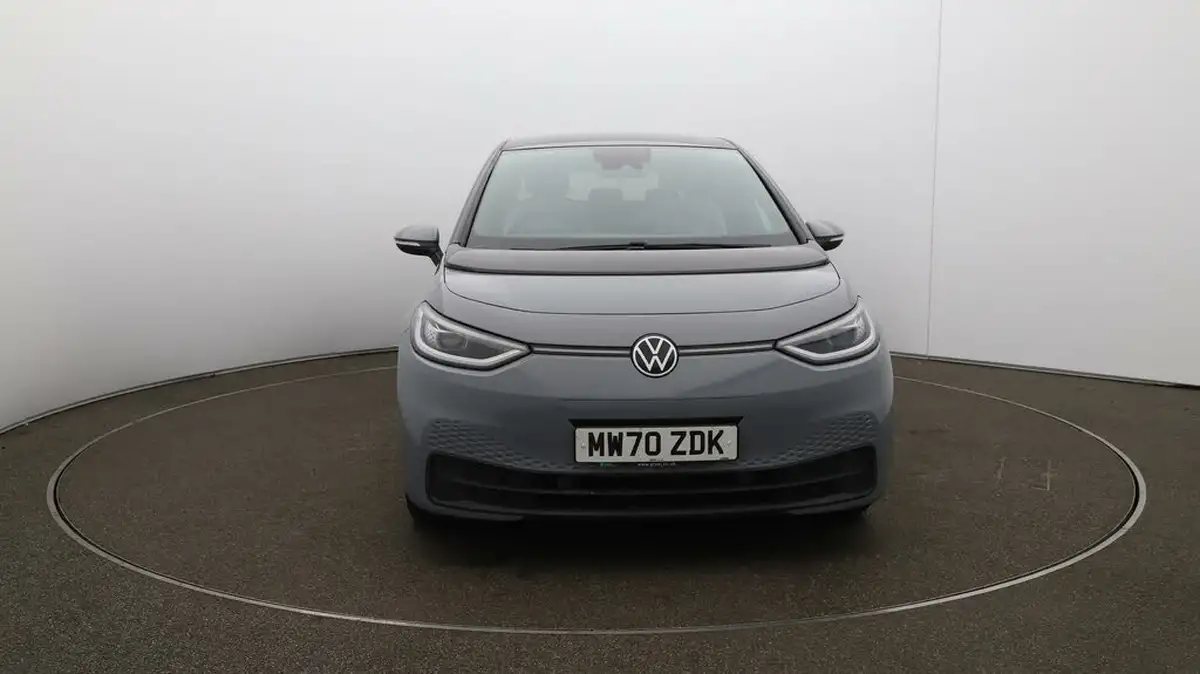 2020-volkswagen-id3-e-style-big-2