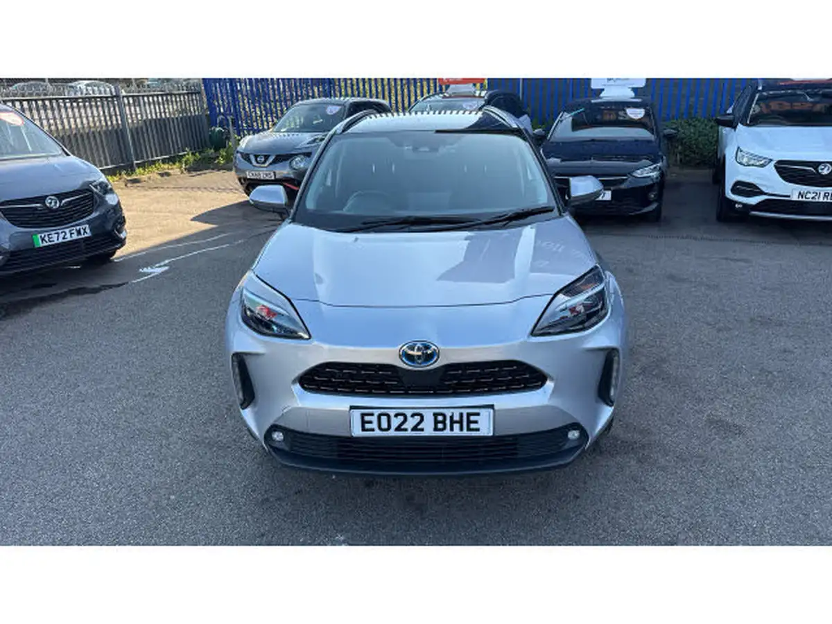 2022-toyota-yaris-cross-15-vvt-i-excel-big-23