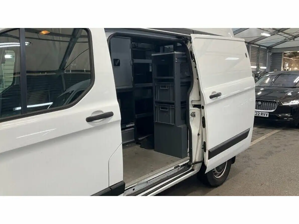 2019-ford-transit-custom-20tdci-300-l1h2-105pseu6-big-5