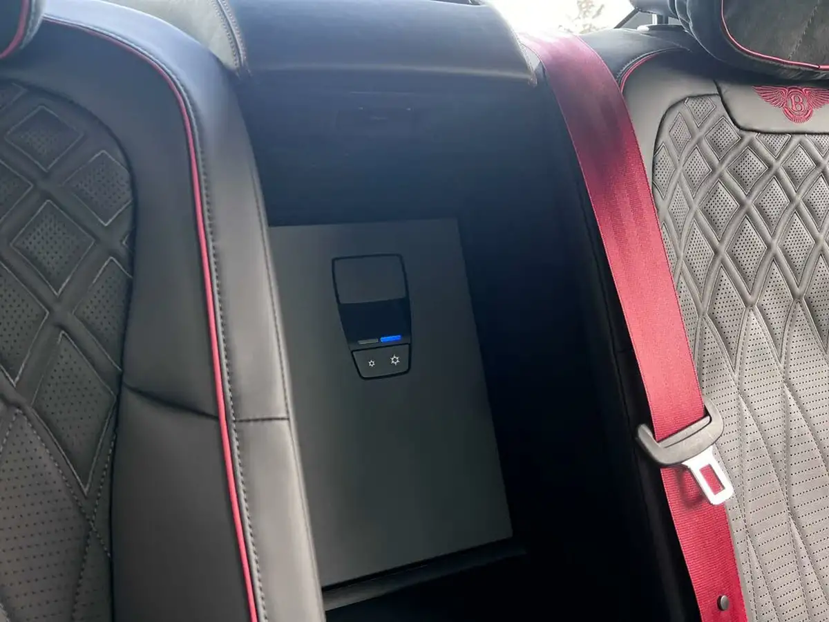 2020-bentley-flying-spur-60-w12-big-31