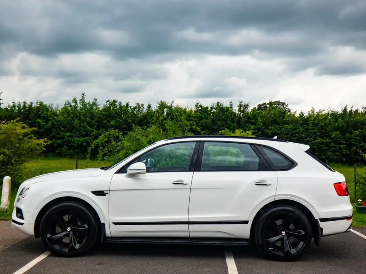 2019-bentley-bentayga-40-v8-big-5