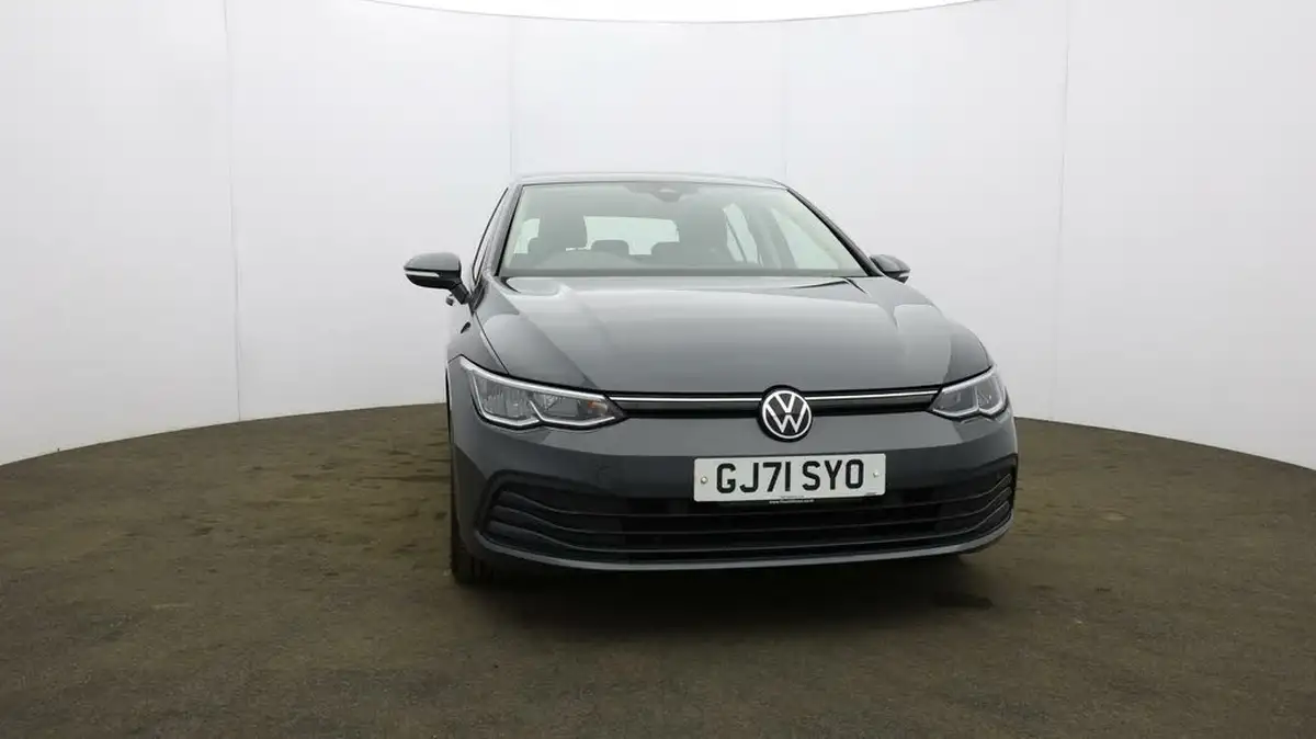 2021-volkswagen-golf-10-tsi-life-hatchback-big-34