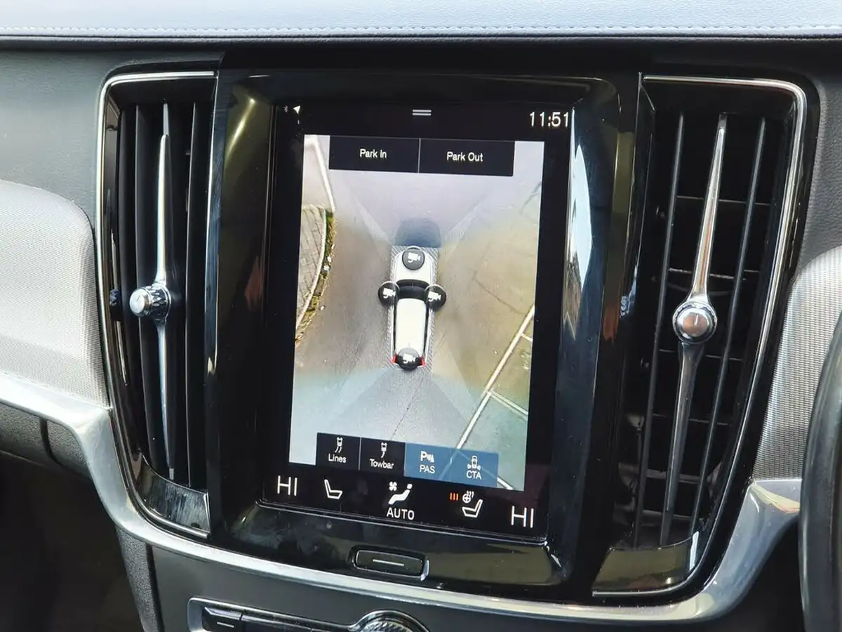 2020-volvo-v90-20-t6-cross-country-plus-big-24