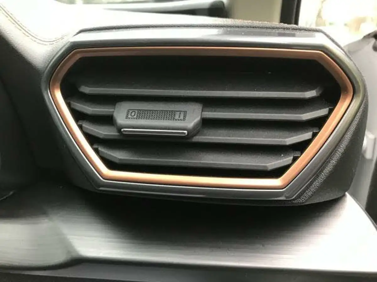 2022-cupra-formentor-15-tsi-v1-dsg-big-32
