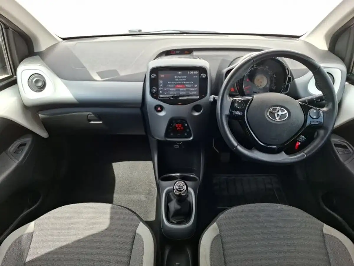 2018-toyota-aygo-10-vvt-i-x-press-71bhp-big-2