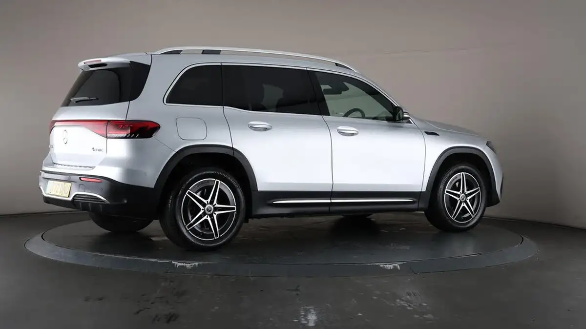 2022-mercedes-benz-eqb-e-eqb-350-amg-line-big-66