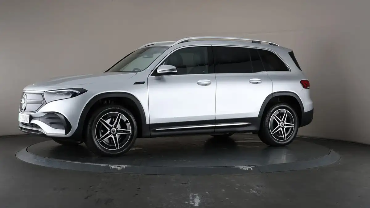 2022-mercedes-benz-eqb-e-eqb-350-amg-line-big-42