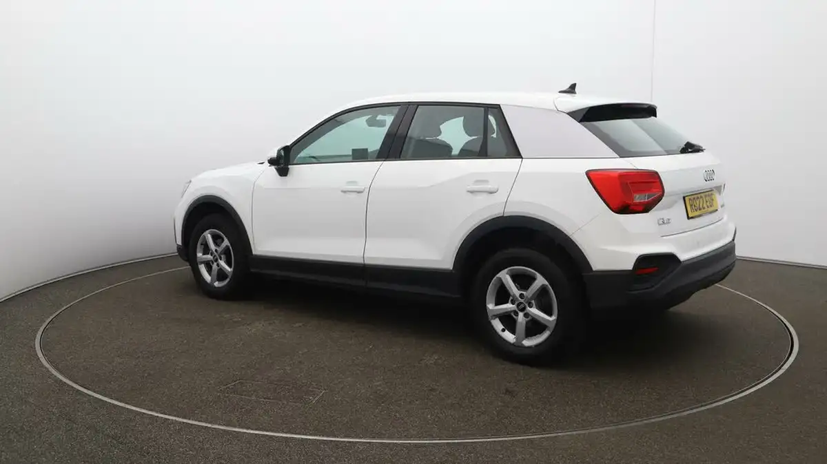 2022-audi-q2-10-30-tfsi-technik-big-26