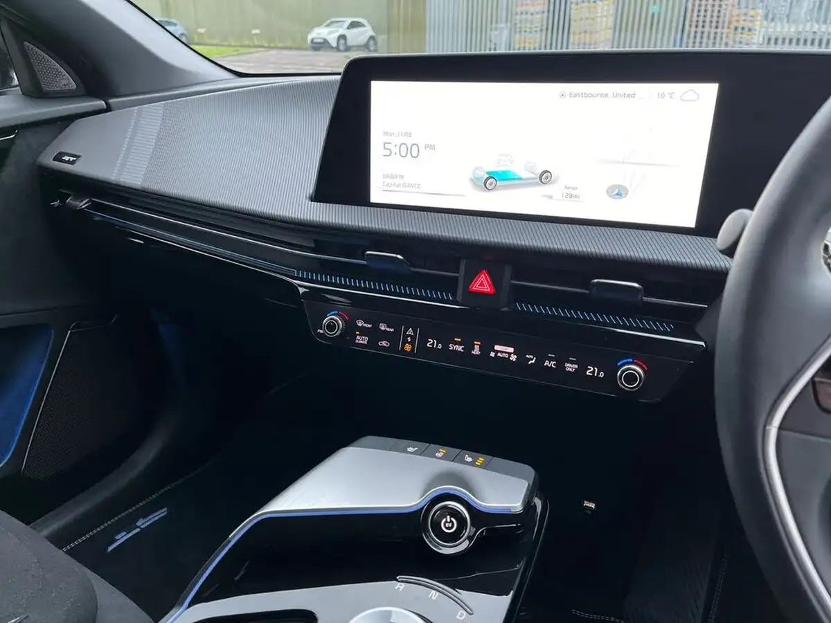 2023-kia-ev6-e-gt-big-14