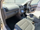 2014-volkswagen-touran-small-43
