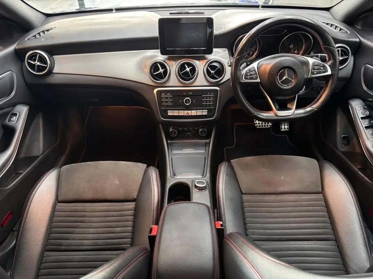 2017-mercedes-benz-cla-21d-cla-220-amg-line-coupe-4d-big-23