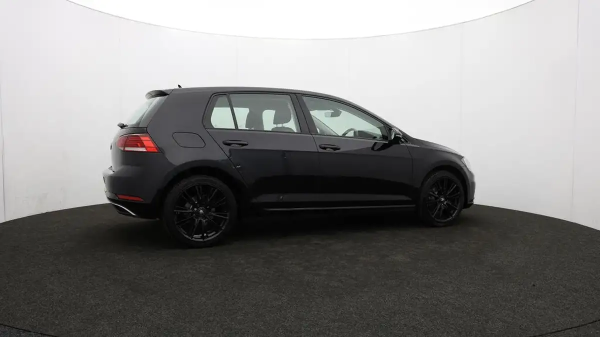 2018-volkswagen-golf-10-tsi-se-nav-110ps-ss-hatchback-5d-dsg-big-31