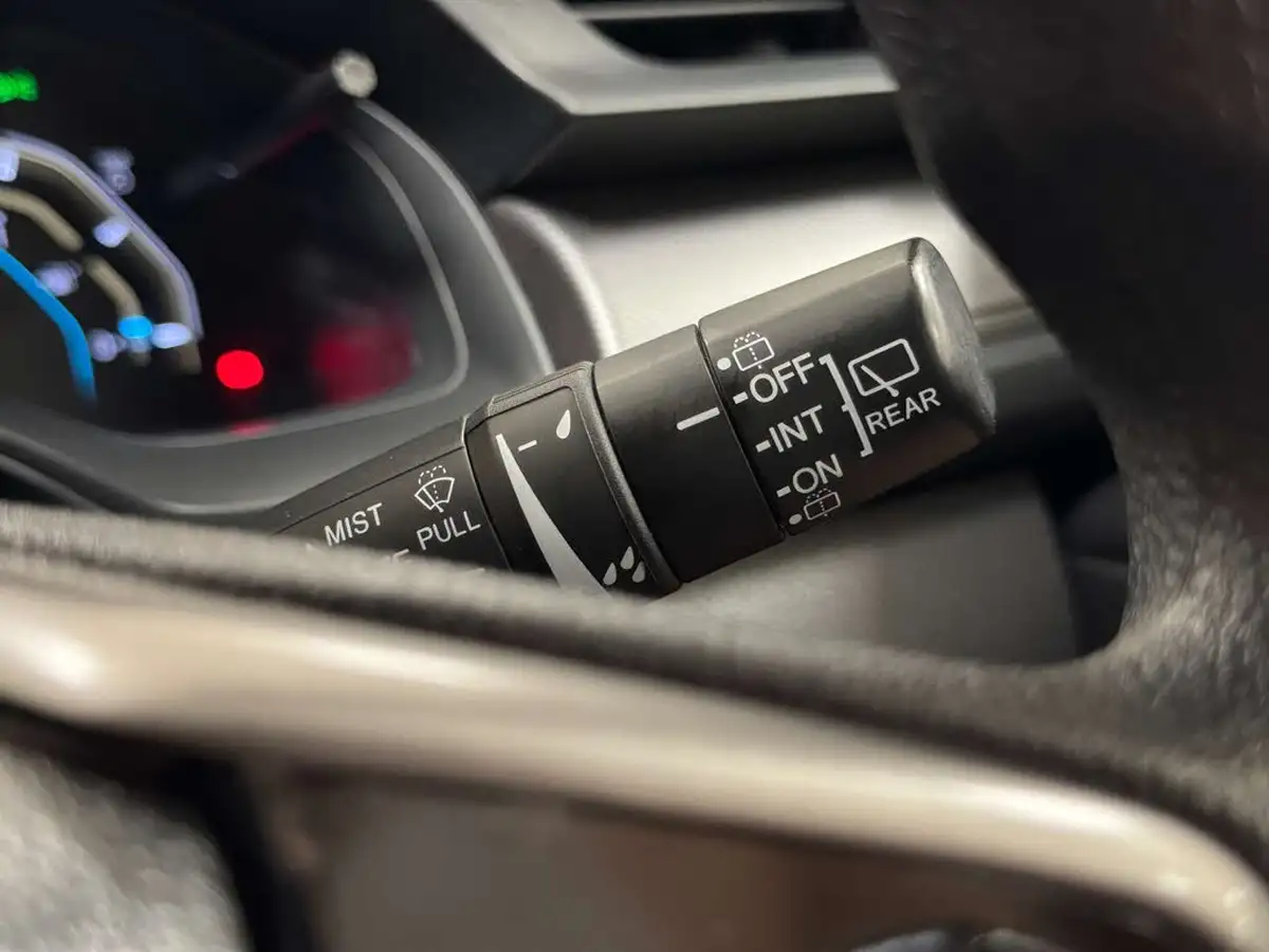 2018-honda-civic-10-vtec-turbo-se-129ps-hatchback-5d-big-21