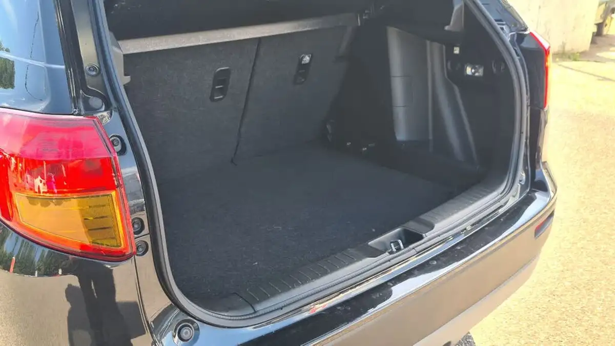 2017-suzuki-vitara-16-sz-t-big-9