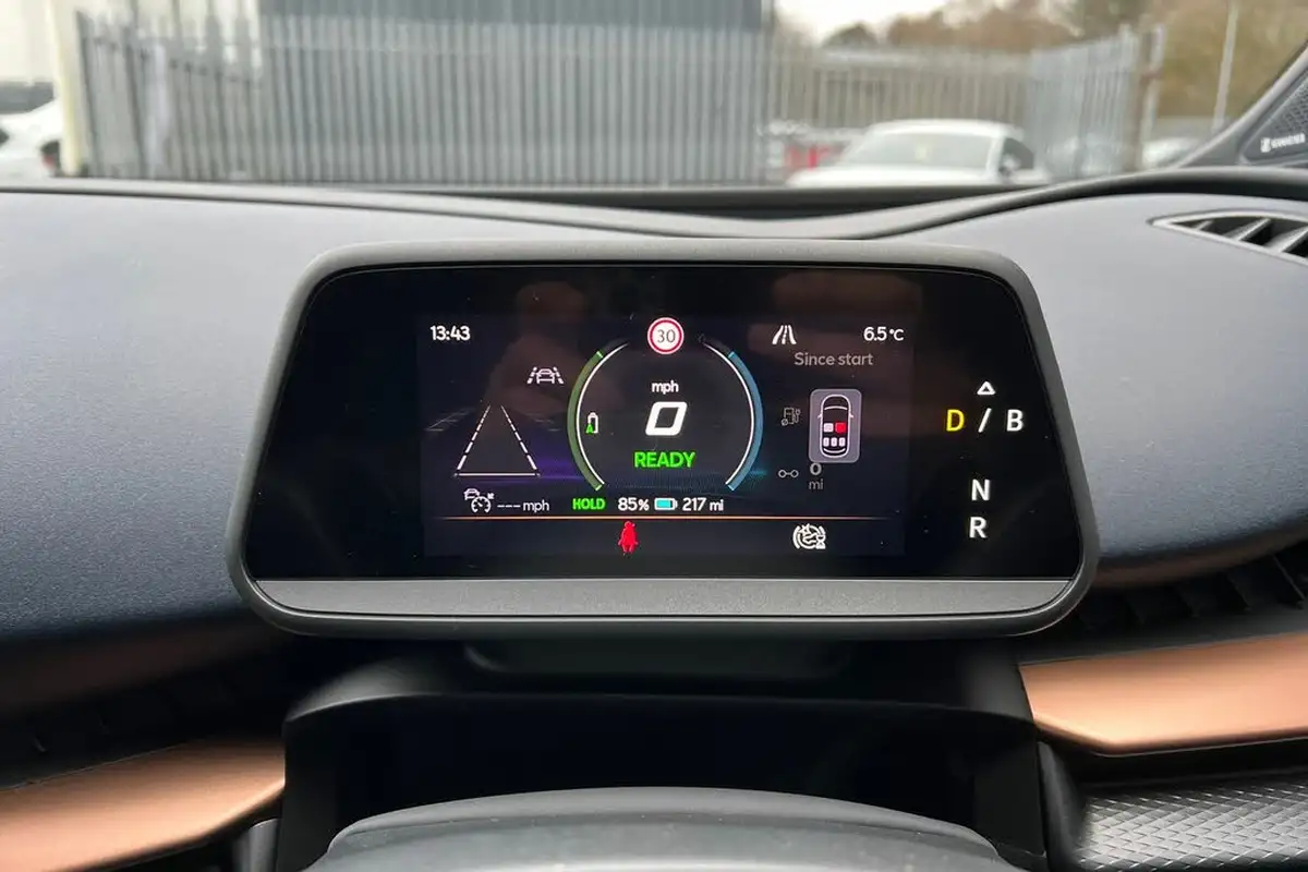 2024-cupra-tavascan-e-v2-big-23