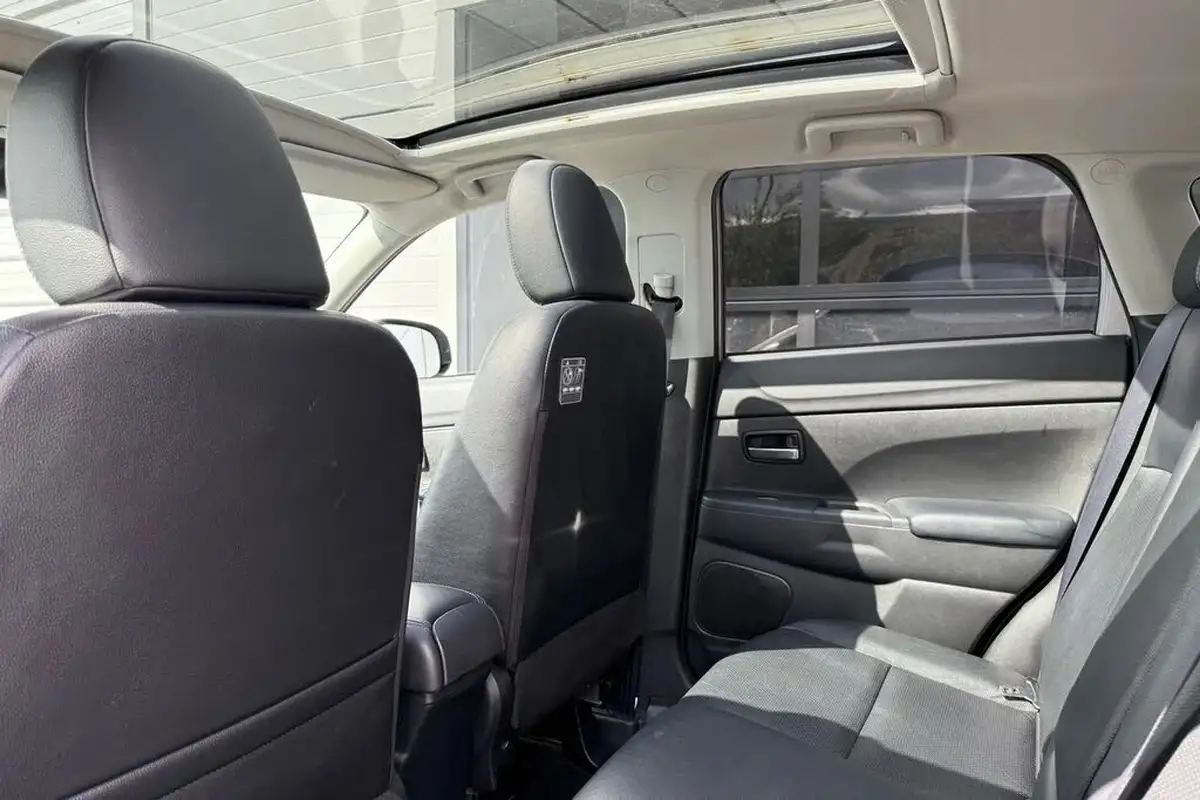 2017-mitsubishi-asx-16d-4-big-27