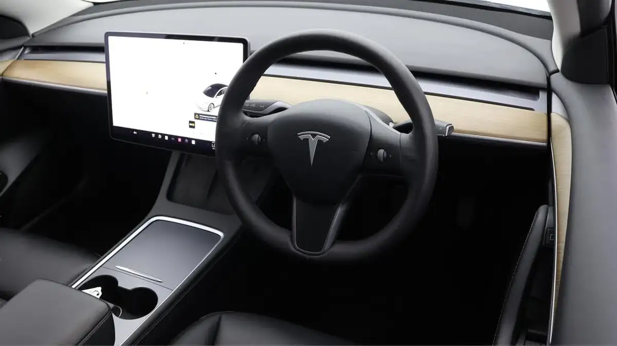 2021-tesla-model-3-e-long-range-4x4-big-9