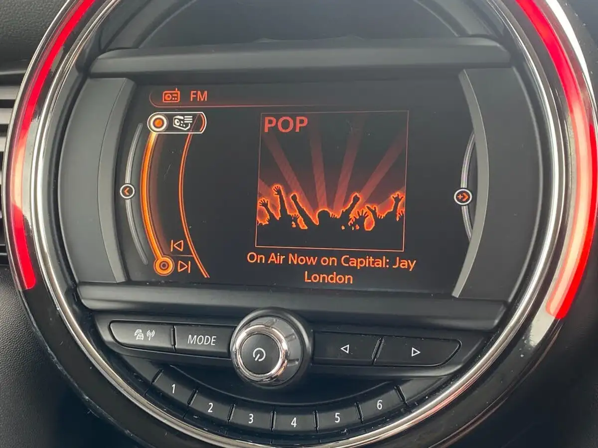2018-mini-cooper-15-cooper-series-ii-ss-hatchback-3d-auto-big-6