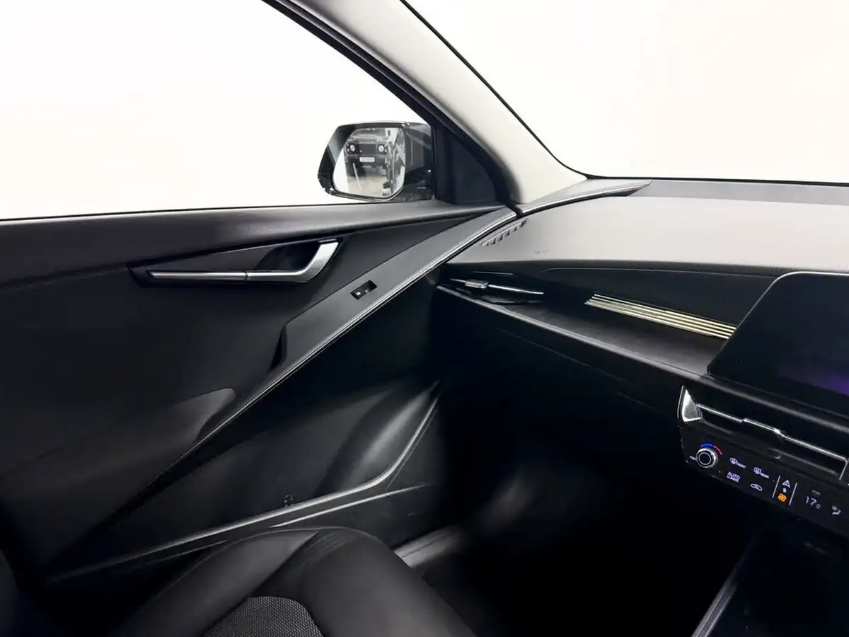 2022-kia-e-niro-ev-3-big-25