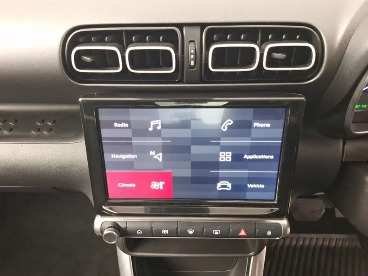 2022-citroen-c3-aircross-12-puretech-shine-130ps-eat6-big-9
